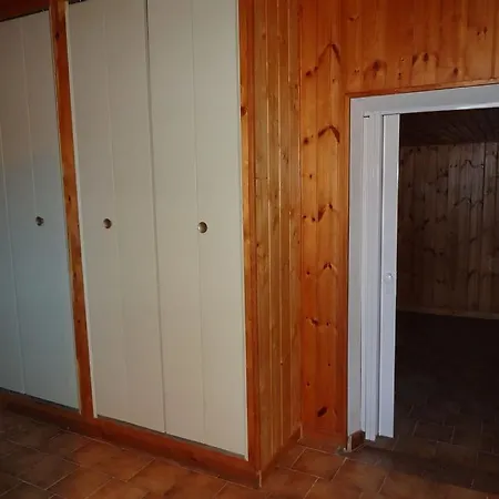 8 Rue Du Bac Chalet *